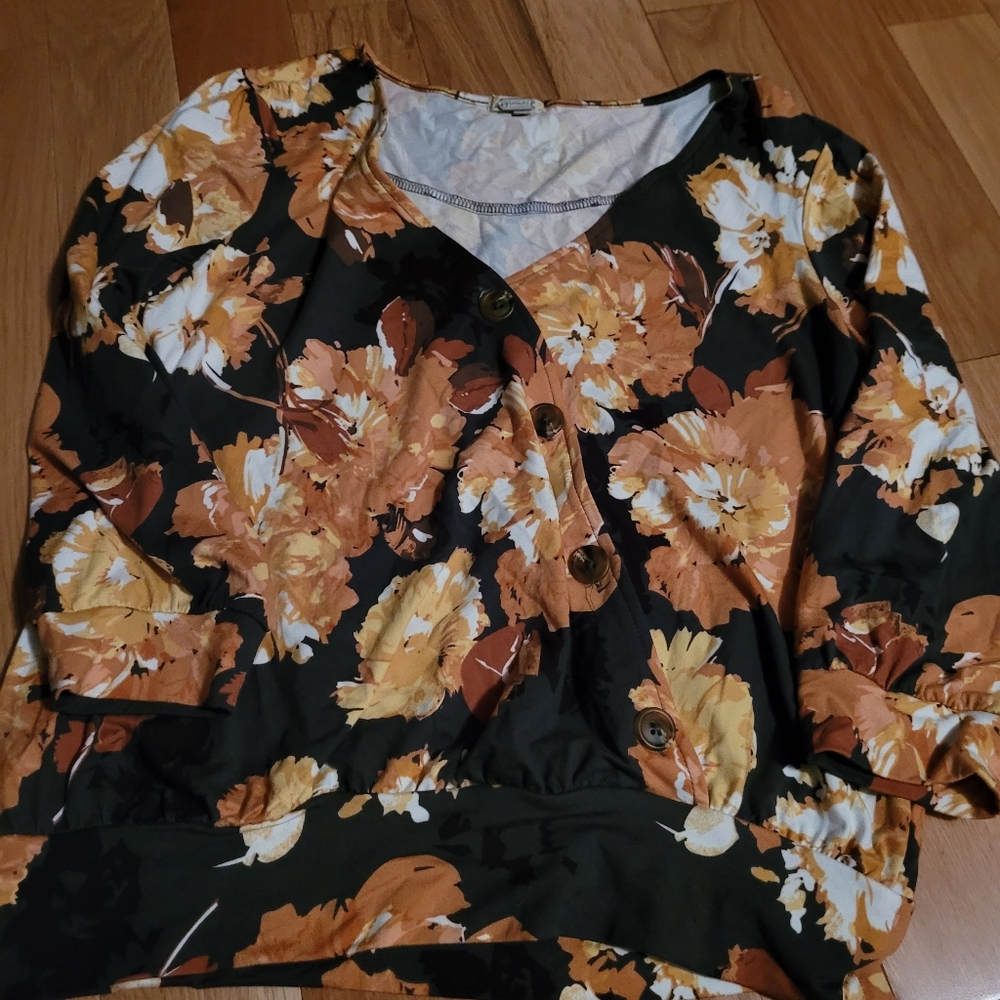 Women's Buckle Gimmicks size Small